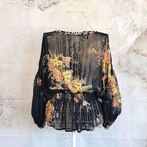 18 Centimeters vintage floral print blouse Women's Size L (runs small)